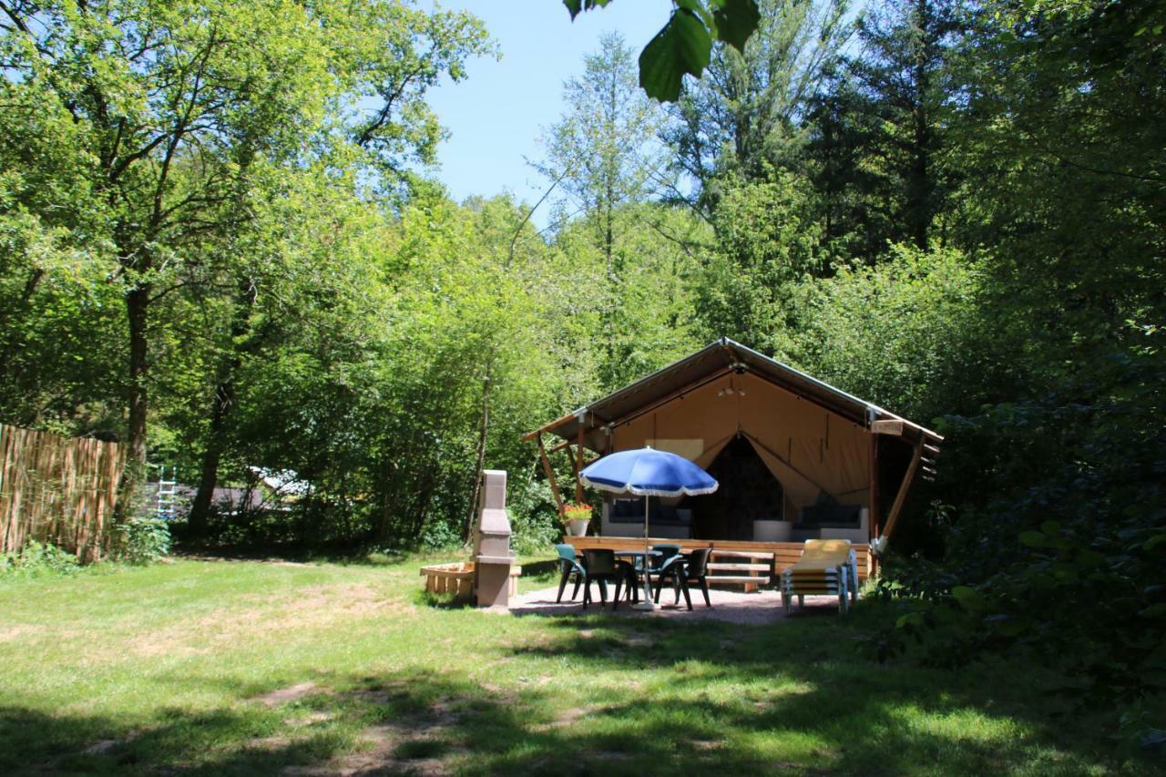 Готель Domaine Chez Jem Le Breuil  Екстер'єр фото